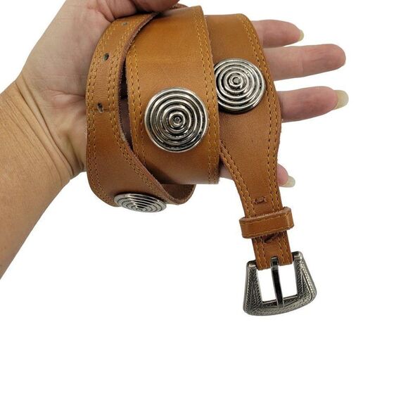 80's Liz Claiborne Belt Leather Western Camel Silver Buckle Swirl Studs S 30" - Picture 1 of 12